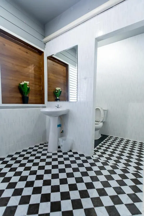 Aladdin Guest House Phi Phi Don 2*,  Thailand