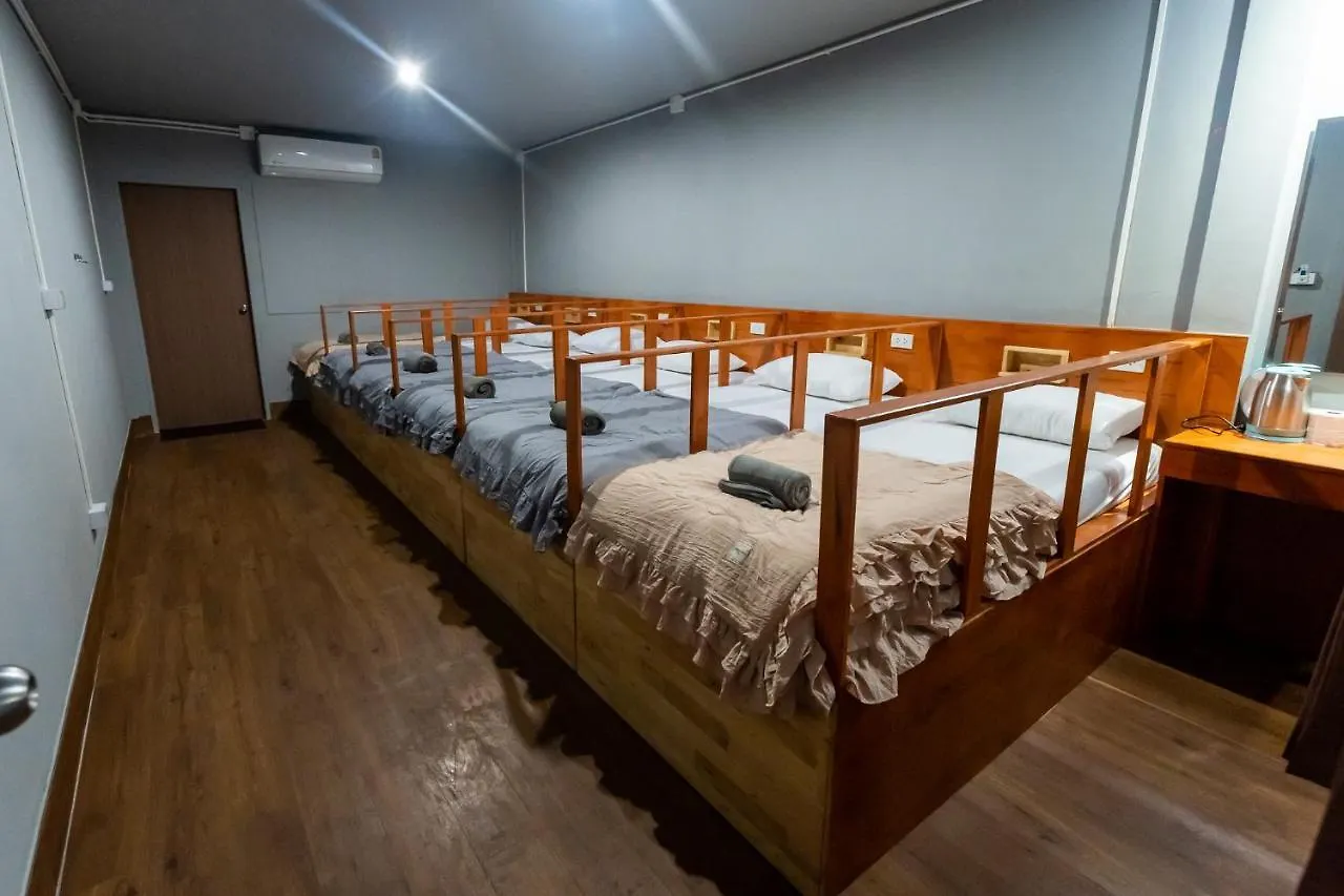 Aladdin Guest House Phi Phi Don Thailand